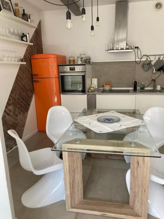 Loft Teatro Politeama - Intero Appartamento In Centro Storico Con Vista เกรโมนา ภายนอก รูปภาพ